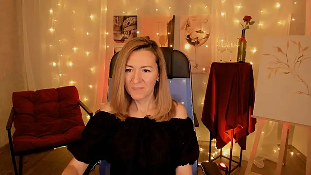 DonnaSmitth online show from December 5, 1:12 pm