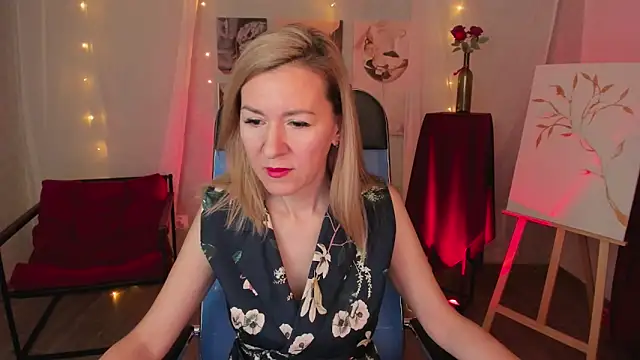 DonnaSmitth online show from February 19, 7:46 pm