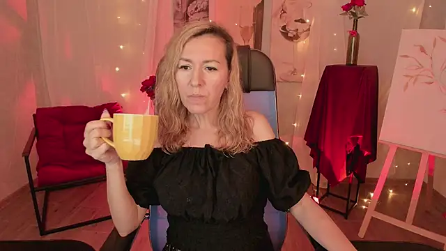 DonnaSmitth online show from March 23, 6:47 pm