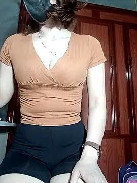 LenaCii online show from October 9, 6:39 am