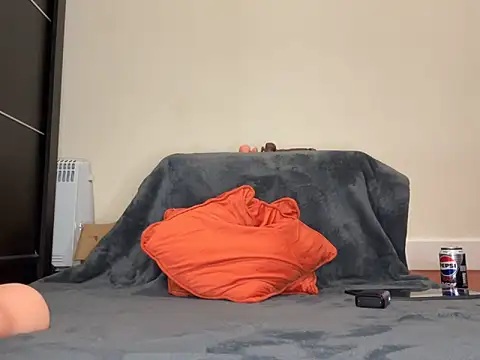 SaraNoir80 online show from November 7, 8:03 pm