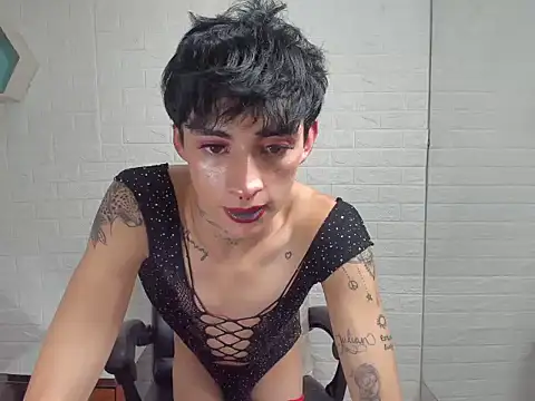 Mila Leon online show from October 1, 3:33 am