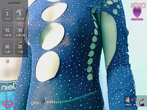 Laura King online show from October 16, 8:11 pm