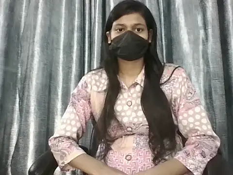 Snapshot of sexy_yuvi chatting on September 28, 10:09 am sexy yuvi online show from September 28, 10:09 am