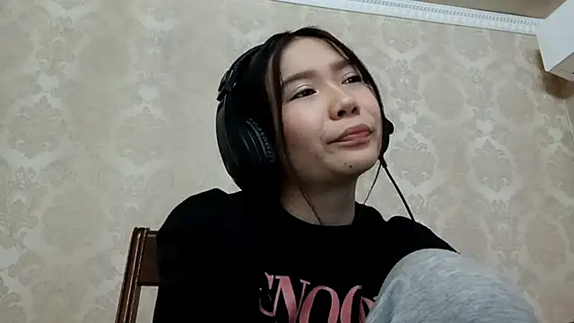 YukiShaapan online show from October 19, 11:34 am