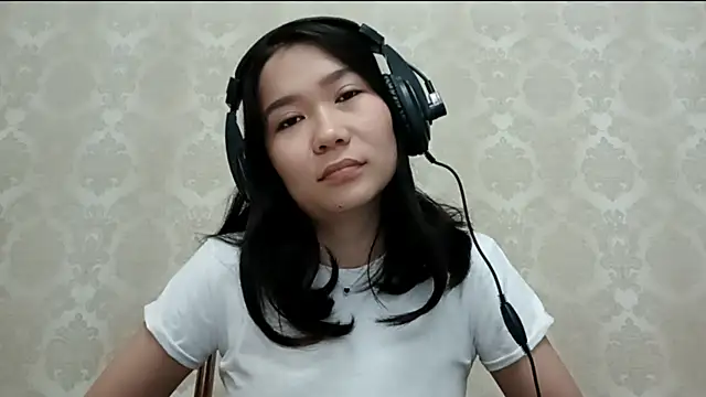 YukiShaapan online show from October 6, 10:43 am