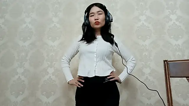 YukiShaapan online show from October 9, 10:19 am