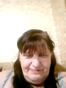 Apeesynka55211 online show from December 18, 8:24 pm