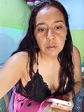 linda swett online show from November 25, 9:11 am