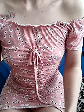 Snapshot of Queen_hot888 chatting on October 20, 5:27 pm Queen hot888 online show from October 20, 5:27 pm