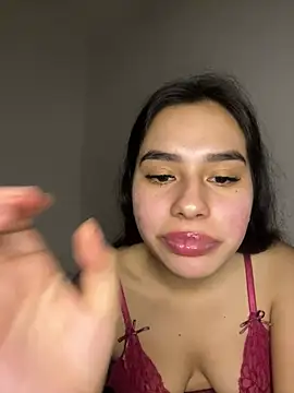 Brianna bunny05 online show from April 27, 3:47 am