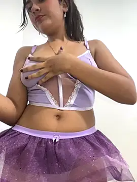 Snapshot of Sweed-virgin-pussy chatting on October 14, 10:01 pm Sweed-virgin-pussy online show from October 14, 10:01 pm