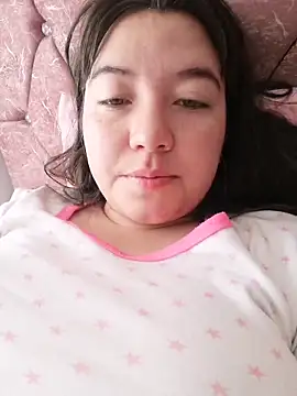 annyaparis online show from April 11, 2:21 pm