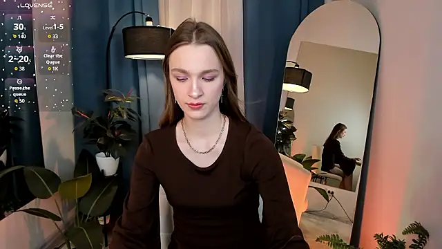 PollyMayer online show from March 28, 8:41 pm