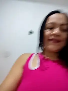 LindaSalo33 online show from November 14, 5:07 am