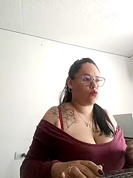 Italia 12 online show from October 9, 2:43 pm