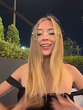 fanyabbey online show from March 4, 4:08 am