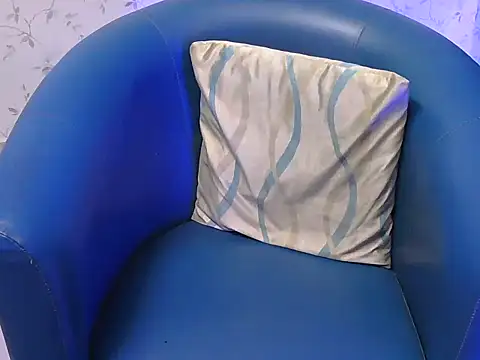 shiny-krisha online show from November 23, 4:37 am