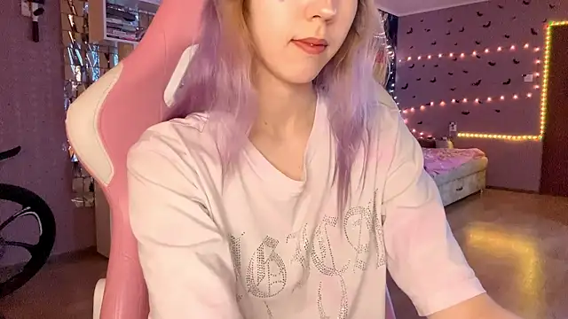 Jerrieberry online show from February 25, 2:04 pm