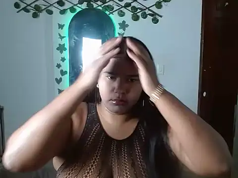 Ebony luna online show from March 23, 5:30 pm