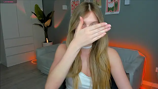 linakorvin online show from December 14, 1:28 pm