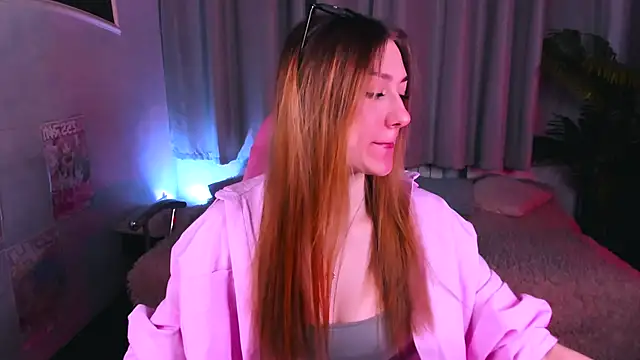 AngelAnabelle online show from December 13, 8:59 pm