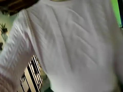 Zulyhenao online show from October 18, 4:15 am