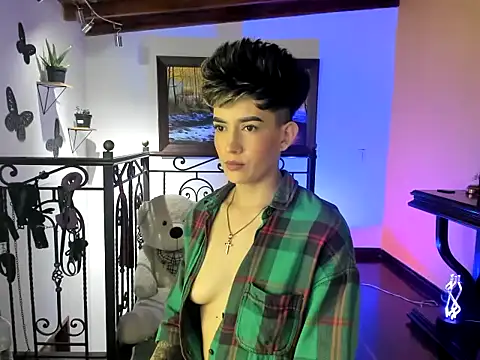 Zulyhenao online show from October 15, 4:48 am