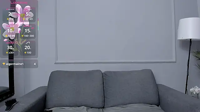 Nahomycarterr online show from March 17, 12:31 pm