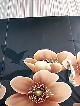 Snapshot of tulip-bae chatting on October 5, 10:53 am tulip-bae online show from October 5, 10:53 am
