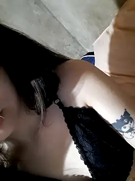 miaahot69 online show from March 12, 8:39 am