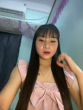 banlinh004 online show from April 28, 3:16 pm
