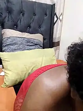 SweetJuicyPussy97 online show from March 25, 2:50 am