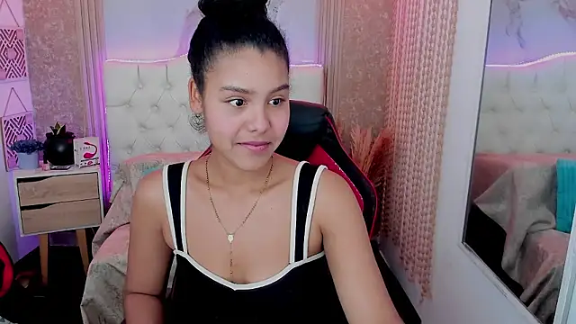 AriaVega online show from March 1, 1:44 pm