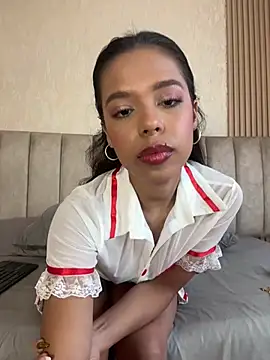 naomi hill1 online show from April 16, 2:17 pm