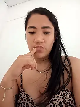 hello Nina online show from November 24, 7:05 pm