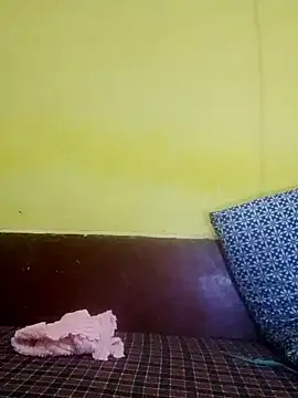 CUT MOM online show from October 15, 5:04 pm