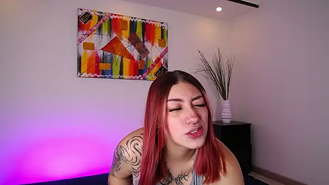 ZammyRossee online show from March 17, 4:05 am