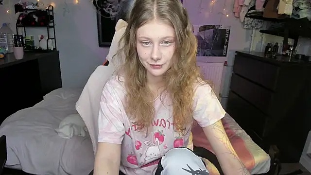 SweetPromise online show from October 20, 2:42 pm