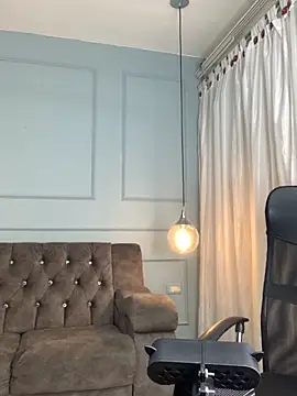 Snapshot of Rose_monroee chatting on October 18, 8:10 pm Rose monroee online show from October 18, 8:10 pm