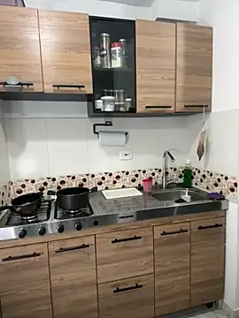 DaisyEmily online show from November 3, 10:36 pm