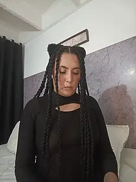 Snapshot of Nina-Velour chatting on October 18, 12:25 am Nina-Velour online show from October 18, 12:25 am