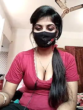 Queen-Any online show from October 11, 6:29 am