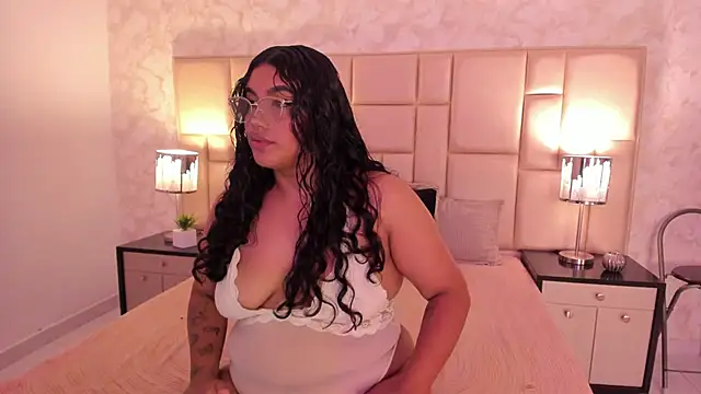 CatalinaCoopper online show from October 13, 4:59 am