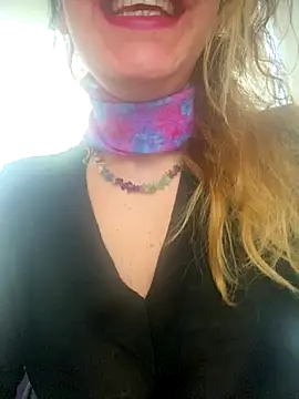 melisss2 online show from November 6, 7:47 am