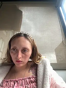 Mia dca online show from November 5, 8:47 pm