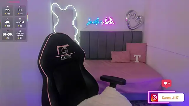 THIANA TAY online show from December 4, 3:20 am