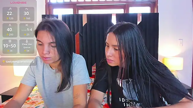 Sofy and Mia online show from October 30, 12:50 pm