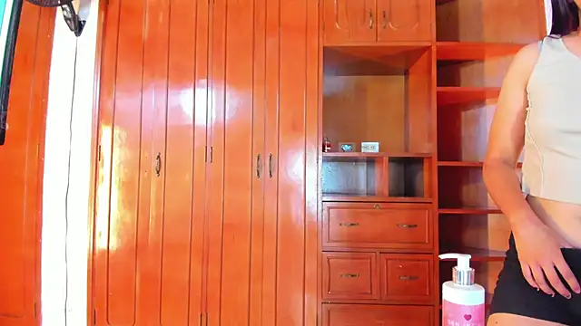 Sofy and Mia online show from October 29, 12:42 pm