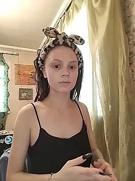 Lady Elsa Snow online show from December 2, 10:06 am